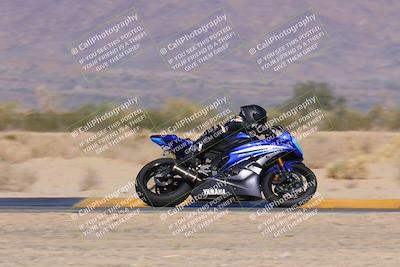 media/Dec-09-2023-SoCal Trackdays (Sat) [[76a8ac2686]]/Turn 4 Set 2 (1130am)/